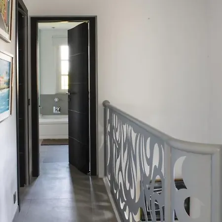 Amazing Chalet 12 Guests In Saint-tropez
